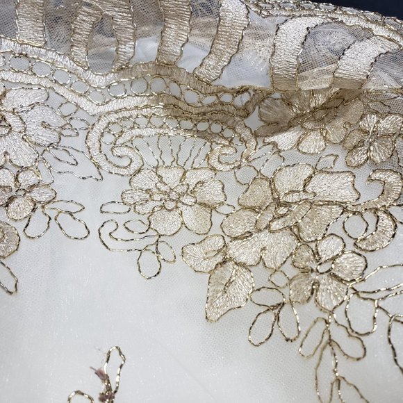 Chi Chi London Embroidered Skirt Tulle 12 ASOS - Picture 11 of 13